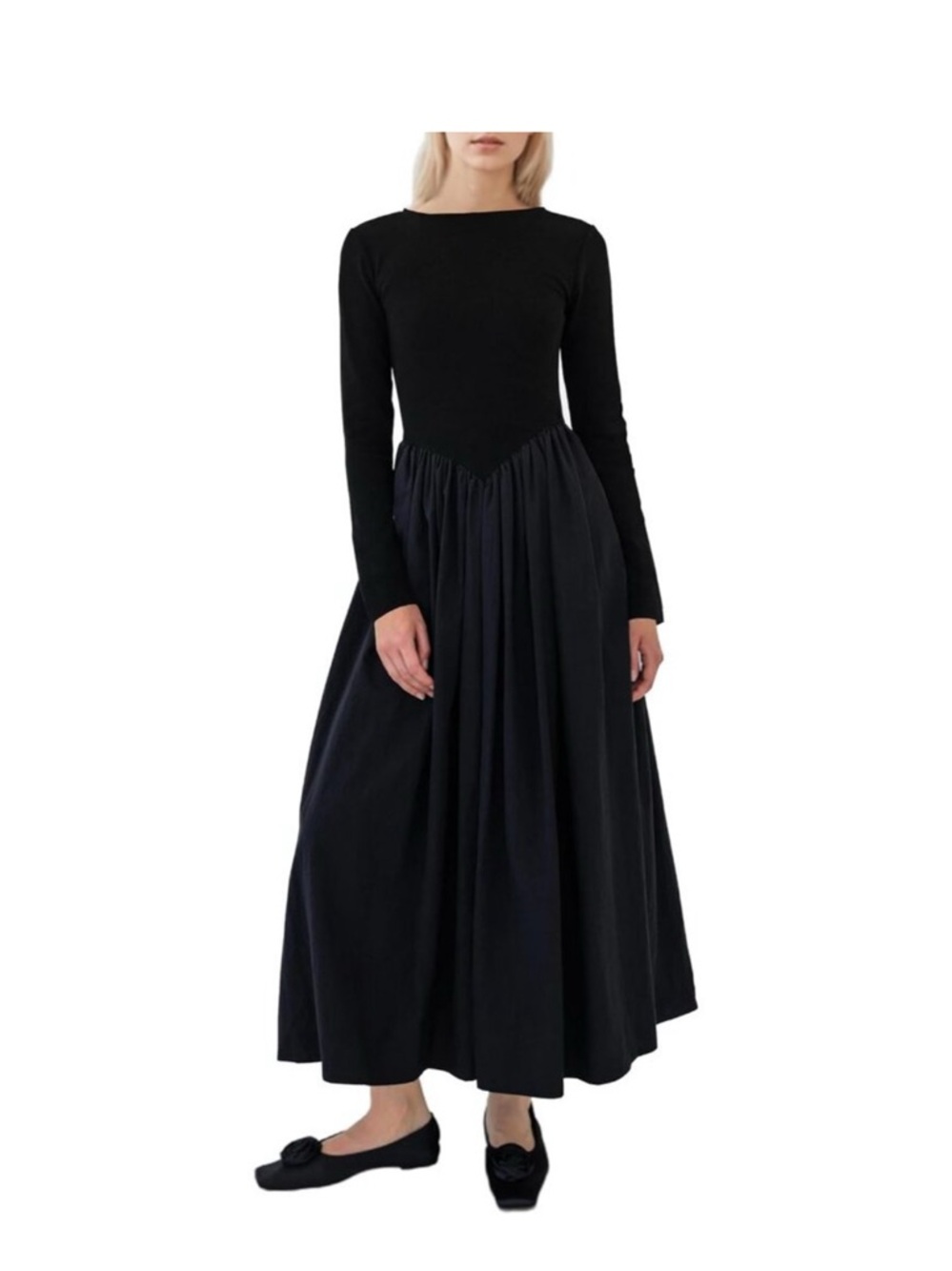 Woman’s Long Sleeve Black Dress